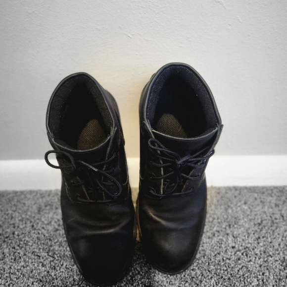 Timberlands Waterproof Chukka Boots - Picture 4 of 4